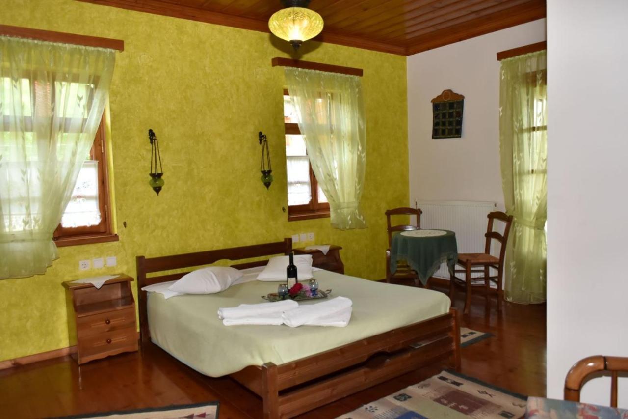 Hotel Faraggi Tsepelovo Buitenkant foto