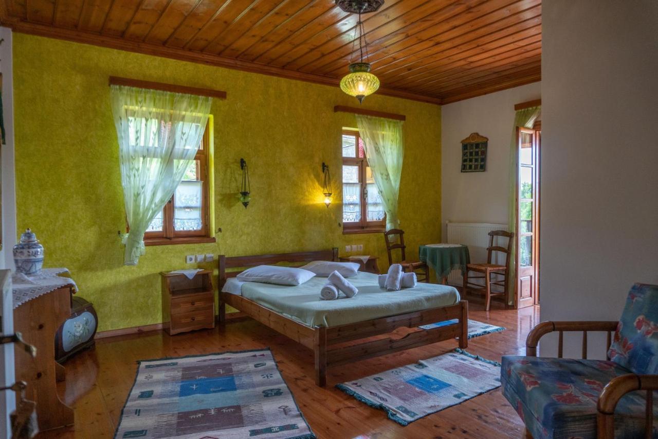 Hotel Faraggi Tsepelovo Buitenkant foto