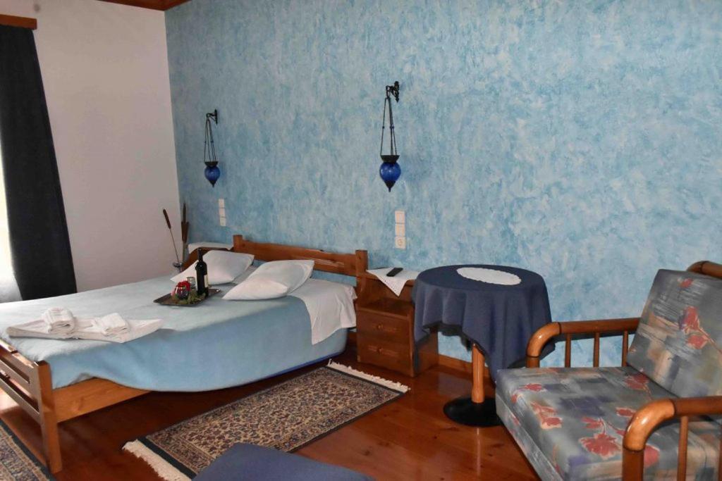 Hotel Faraggi Tsepelovo Buitenkant foto