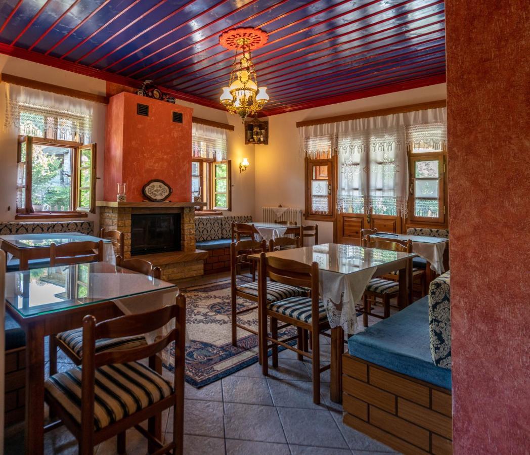 Hotel Faraggi Tsepelovo Buitenkant foto